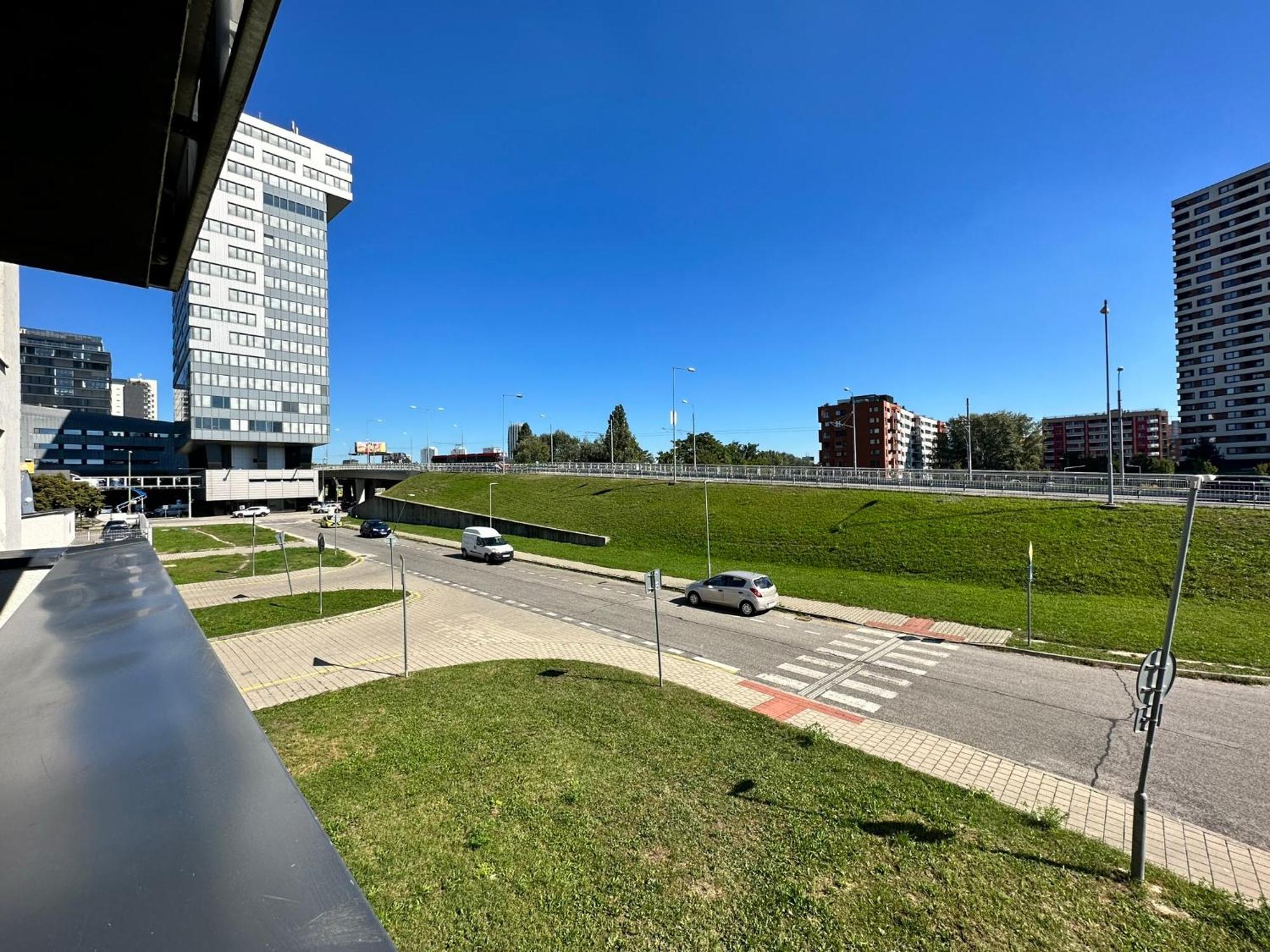 Novozariadeny Apartman Pri Starom Moste 布拉迪斯拉发 外观 照片